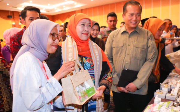 Thumbnail Misi Dagang di NTB Capai Rp 1,068 Triliun, Gubernur Khofifah Optimistis Dongkrak Peluang Usaha