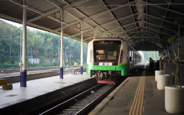 Thumbnail KA Commuter Line Layani 7,8 Juta Penumpang pada Semester 1 2025