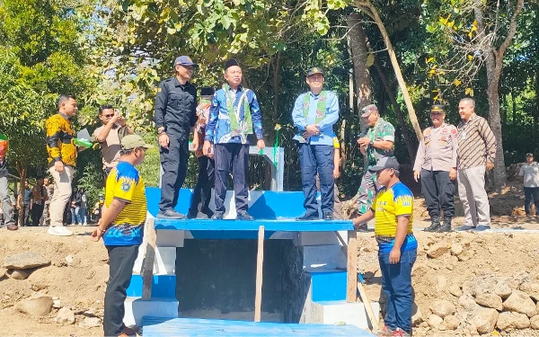 Thumbnail Bendungan Pakisan Kembali Berfungsi, Bupati Bondowoso Tegaskan Komitmen Pemerintah Terhadap Pertanian