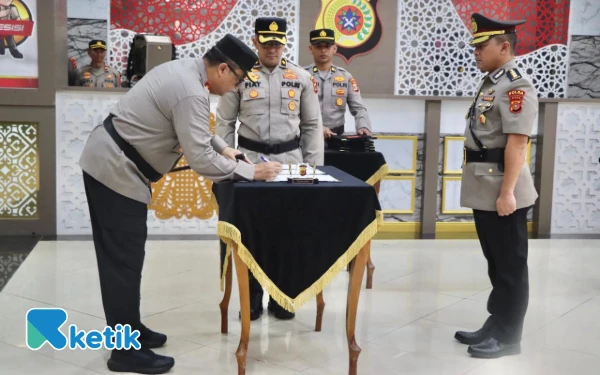Thumbnail Berita - Kapolda Aceh Pimpin Sertijab Empat Pejabat Utama dan Dua Kapolres