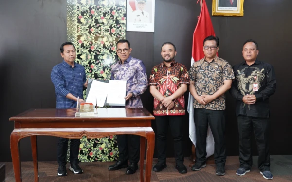 Thumbnail ‎Pemkot  Batu Terima PSU Tiga Pemgembang Perumahan   ‎