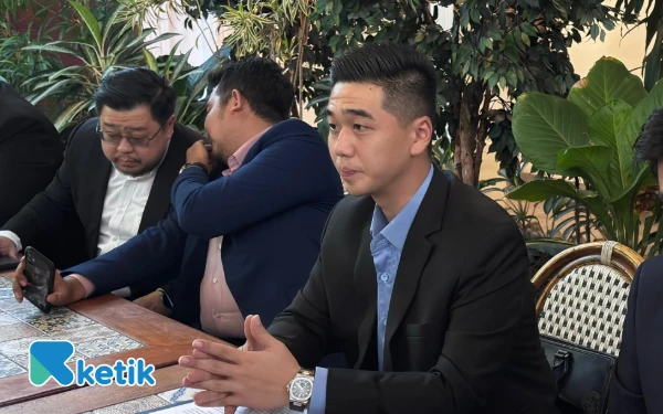 Thumbnail Kuasa Hukum Nany Widjaja Laporkan Penyidik Ditreskrimum Polda Jatim ke Div Propam Mabes Polri