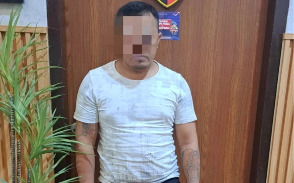 Thumbnail Tim Resmob Satreskrim Polres Batu Hadiahi Residivis Jambret Timah Panas