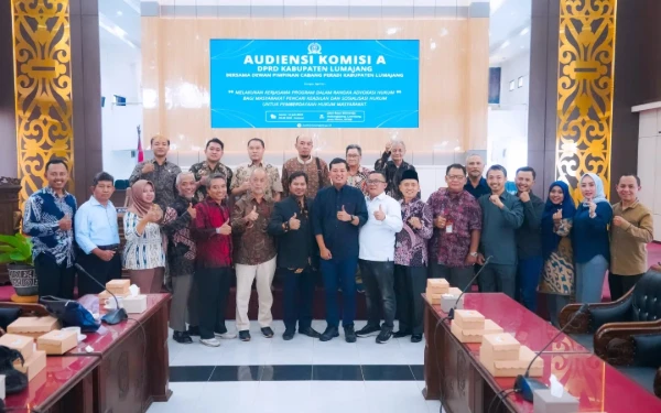 Thumbnail Berita - Komisi A DRPD Lumajang Audiensi dengan Peradi, Bahas Literasi hingga Bantuan Hukum