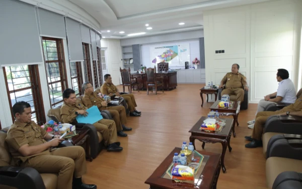 Thumbnail Pemkab Asahan dan Bulog Segera Salurkan Bantuan Beras kepada 41.771 KPM