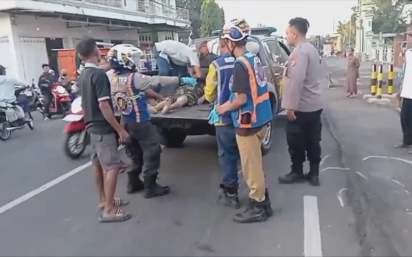 Thumbnail Berita - Lansia di Mojokerto Tewas Tertabrak Motor saat Hendak Belanja ke Pasar