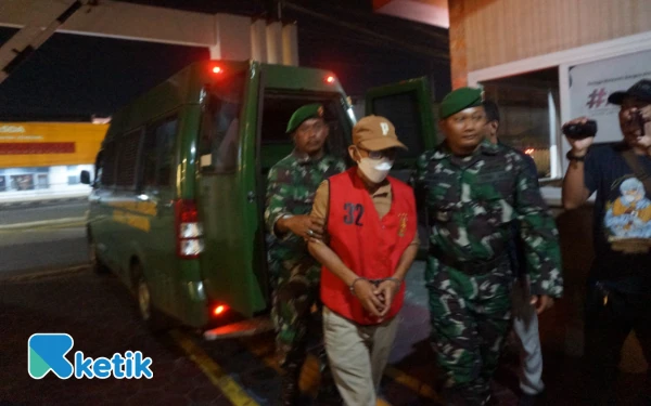 Thumbnail Berita - Peran Eks Bos BPR Jatim Cabang Jombang dalam Dugaan Korupsi Perumda Perkebunan Panglungan