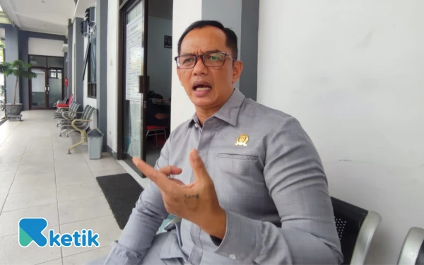 Thumbnail Peringatan Keras, DPRD Pacitan Minta Dinkes Evaluasi Nakes Judes