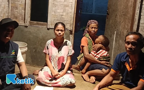 Thumbnail Dinsos Kabupaten Bandung Tanggapi Video Viral Pemulung Asal Majalaya di TPA Sarimukti