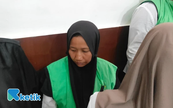 Thumbnail Gelapkan Emas Senilai Rp948 Juta, Kepala Toko Emas di Setro Surabaya Jalani Sidang Perdana