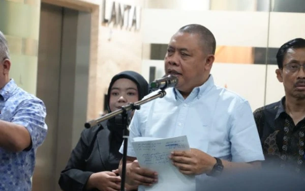 Thumbnail Berita - Tolak Perintah Nadiem di Kasus Korupsi Laptop, Orang Ini Layak Dapat Penghargaan dari Presiden