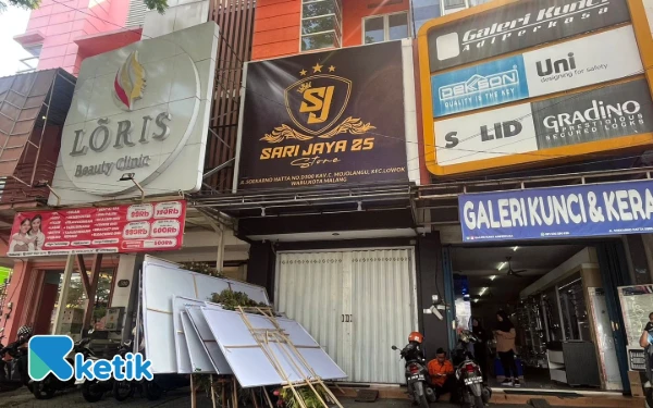 Thumbnail Usai Viral Promosi King Abdi, Toko Miras Sari Jaya 25 di Kawasan Pendidikan Kota Malang Ditutup