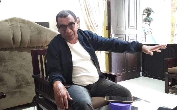 Thumbnail Berita - Ketua HPBI Heran, Dari Mana Pengemudi Truk Pasir Dapat Kartu Barcode Pajak