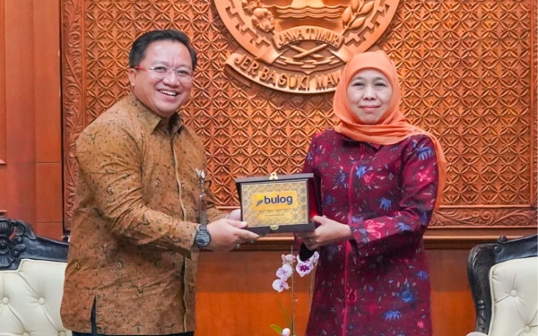 Thumbnail Khofifah Gandeng Bulog Perkuat Ekonomi Desa Lewat Koperasi Merah Putih