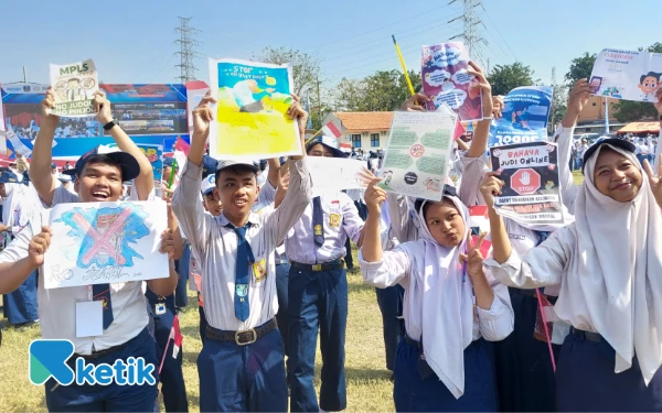 Thumbnail Masyarakat Belum Rasakan Dampak Nyata dari Predikat Surabaya Kota Layak Anak