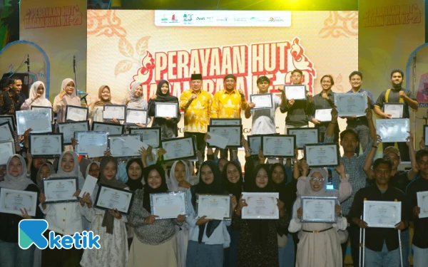Thumbnail Berita - Bangga! 147 Mahasiswa Predikat Cumlaude Dapat Penghargaan dari Bupati Nagan Raya
