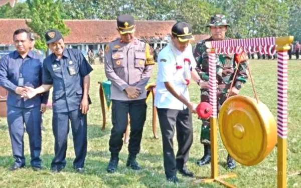 Thumbnail Berita - Wanarata Berbenah! TMMD Sengkuyung III 2025 Bangun Jalan Baru, Jembatan Impian, Masa Depan Cerah!