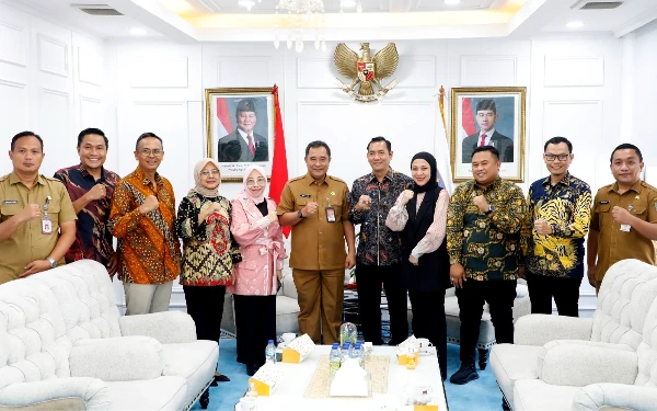 Thumbnail Berita - KPID Jatim Apresiasi Langkah Pusat Perkuat Kelembagaan Lewat Revisi UU Pemda