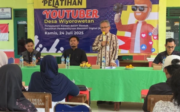 Thumbnail Berita - Dorong Ekonomi Digital, Diskominfo Pemalang Gelar Pelatihan Afiliator di Wiyorowetan