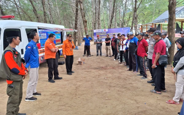 Thumbnail Jangan Panik! Ini yang Harus Dilakukan Saat Tsunami