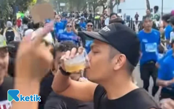 Thumbnail Berita - MUI Jabar Sesalkan Pembagian Bir di Pocari Run Bandung