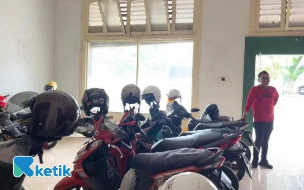 Thumbnail Dishub Kota Malang Targetkan Retribusi Parkir Rp17 Miliar, Optimalkan Pembayaran QRIS