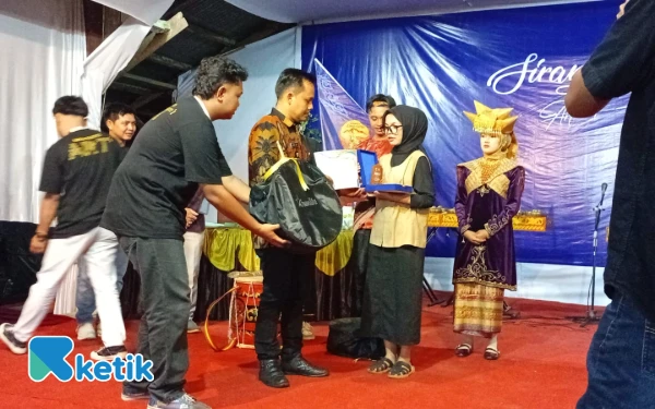 Thumbnail Berita - Generasi Muda Kajai Selatan Giat Lestarikan Budaya Lewat Festival Siranjano Art 1