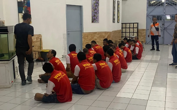 Thumbnail Cegah Kericuhan dalam Lapas, Dirjen Pas Jatim Pindahkan 37 Narapidana Berisiko Tinggi