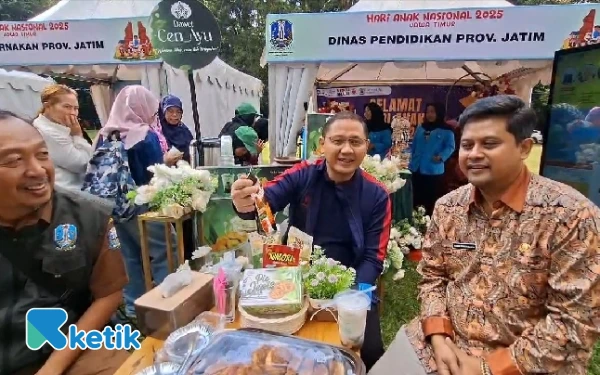 Thumbnail Berita - Keren! Double Track SMAN 1 Gondangwetan Andil dalam Event  Hari Anak Nasional Se-Jatim