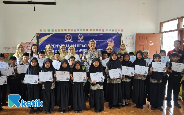 Thumbnail Berita - Salurkan Ribuan Kuota PIP di Kabupaten Blitar, Nurhadi: Pendidikan Tak Boleh Jadi Korban Keterbatasan Ekonomi