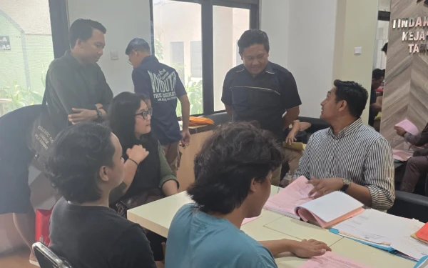 Thumbnail Kejari Tanjung Perak Surabaya Terima Berkas Pembunuhan Ayah oleh Anak Kandung