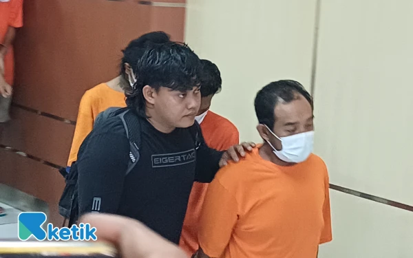 Thumbnail Satu Keluarga Kompak Jadi Komplotan Curanmor di Kepanjen Malang