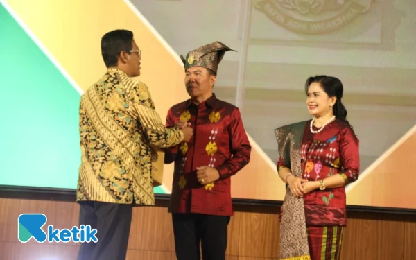 Thumbnail Berita - Hadiri Pisah Sambut Kajari Batam, Ketua DPRD Tekankan Pentingnya Sinergi