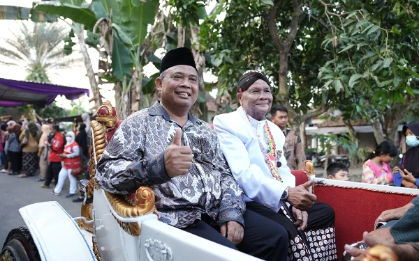 Thumbnail Berita - Saparan Ki Ageng Wonolelo Ke-58, Bupati Harda Harap Masyarakat Sleman Lestarikan Budaya dan Tradisi