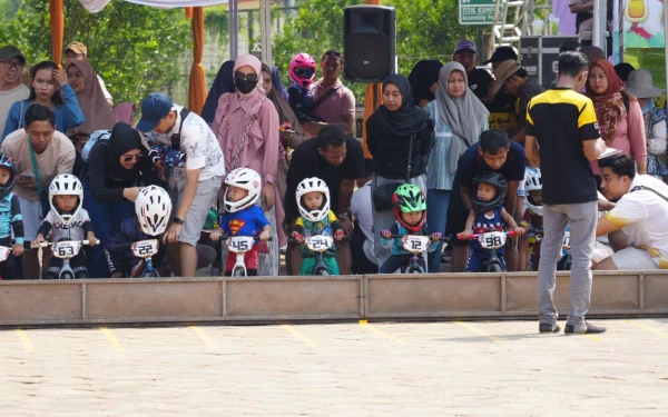 Thumbnail 150 Pembalap Cilik Adu Kecepatan Push Bike di Fun Race Mojo Fiesta 2025