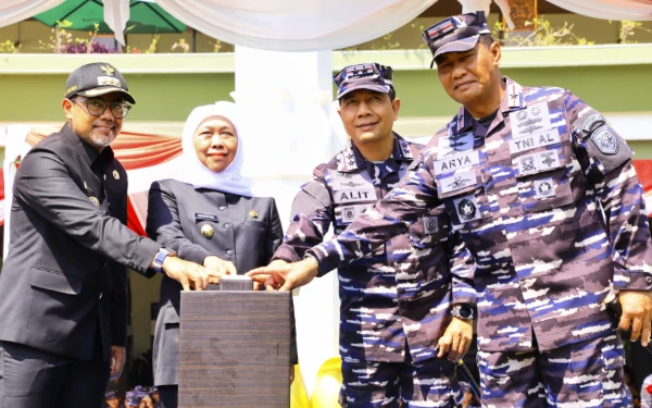 Thumbnail Pemprov Jatim dan TNI AL Kolaborasi Renovasi 300 Rumah Tidak Layak Huni