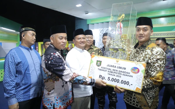 Thumbnail Festival Seni Qasidah Asahan 2025 Resmi Ditutup, Wabup: Harus Jadi Bagian dari Budaya dan Dakwah