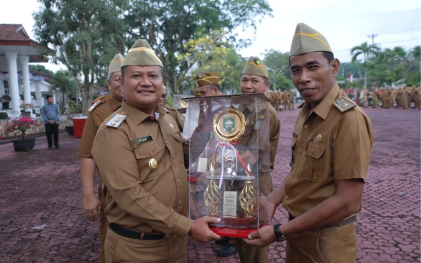 Thumbnail Berita - Wabup Asahan: ASN Harus Jadi Penggerak Perubahan Jelang HUT ke-80 RI