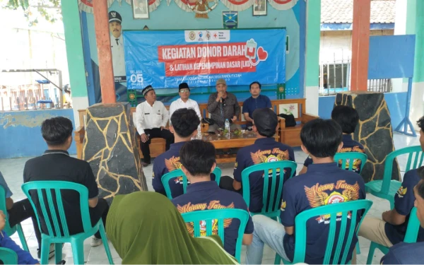 Thumbnail Berita - Partai Gelora Probolinggo Gelar Donor Darah dan Pelatihan Kepemimpinan di Desa Randutatah