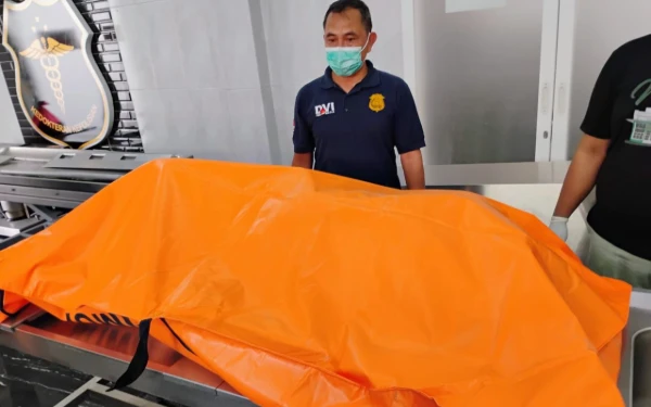 Thumbnail Kakek Sebatang Kara di Kota Batu Ditemukan Meninggal Dunia di Kamar