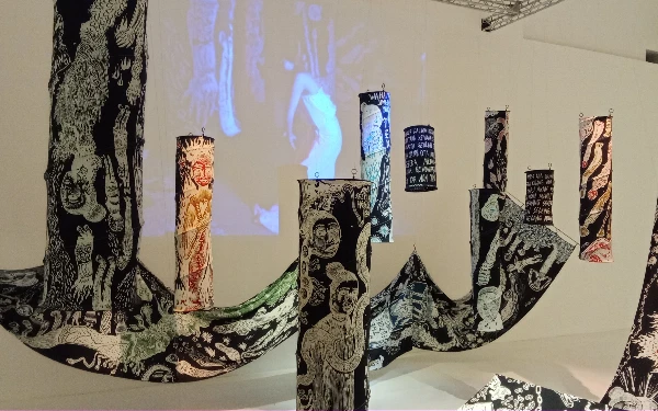 Thumbnail ARTSUBS 2025: Rayakan Keragaman Materi dalam Seni Rupa Kontemporer Surabaya