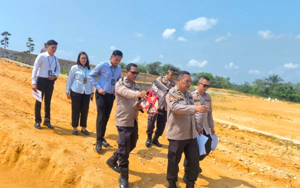 Thumbnail Berita - Dukung Pelayanan Kesehatan, BRI Cabang Kotapinang dan Polres Labusel Tinjau Lokasi Klinik