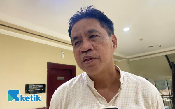 Thumbnail DPRD Surabaya Soroti Bantuan Seragam Berbeda Warna, Dinilai Picu Diskriminasi