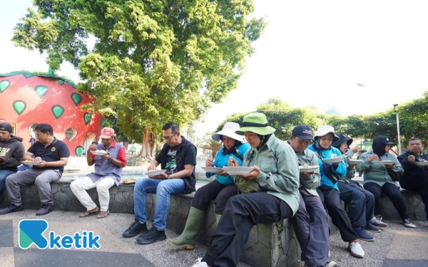 Thumbnail Kabar Gembira! ‎Pemkot Batu Naikkan Honor Tenaga Kebersihan