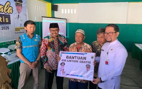 Thumbnail Keterlaluan! KTP Warga Miskin Bondowoso Dipakai Orang Mampu untuk Dapat Listrik Subsidi