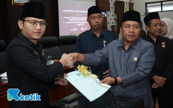 Thumbnail Berita - Dok! APBD Perubahan Trenggalek 2025 Disahkan, Ada Dana Segar Rp 56 M?