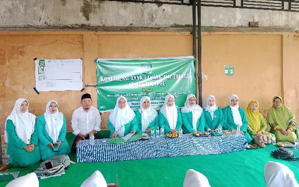 Thumbnail Konferancab Fatayat NU Tegalampel Bondowoso, Teguhkan Komitmen dan Semangat Kader Perempuan Muda NU