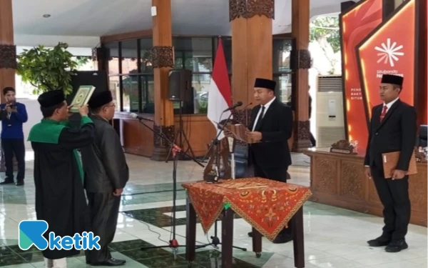 Thumbnail Bupati Situbondo Lantik Direktur Prusda PDAM Tirta Baluran