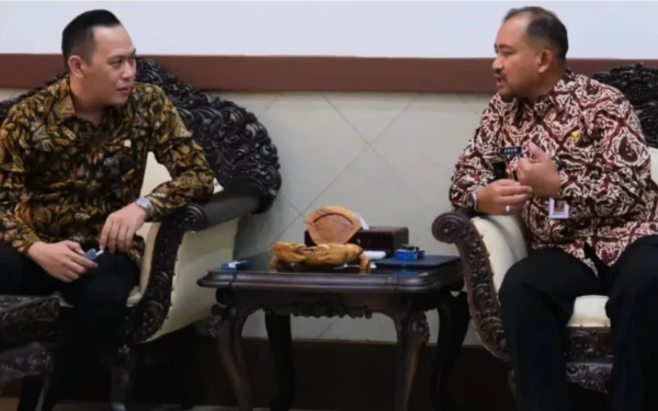 Thumbnail Berita - Bupati Pemalang Siap Berkolaborasi DPR RI, Percepat Pembangunan Daerah