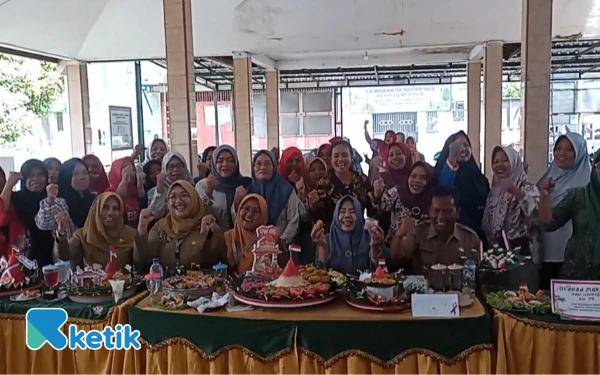 Thumbnail Kreatif! Desa Surajaya Pemalang Gelar Lomba Olahan Singkong Rayakan HUT Ke-80 RI